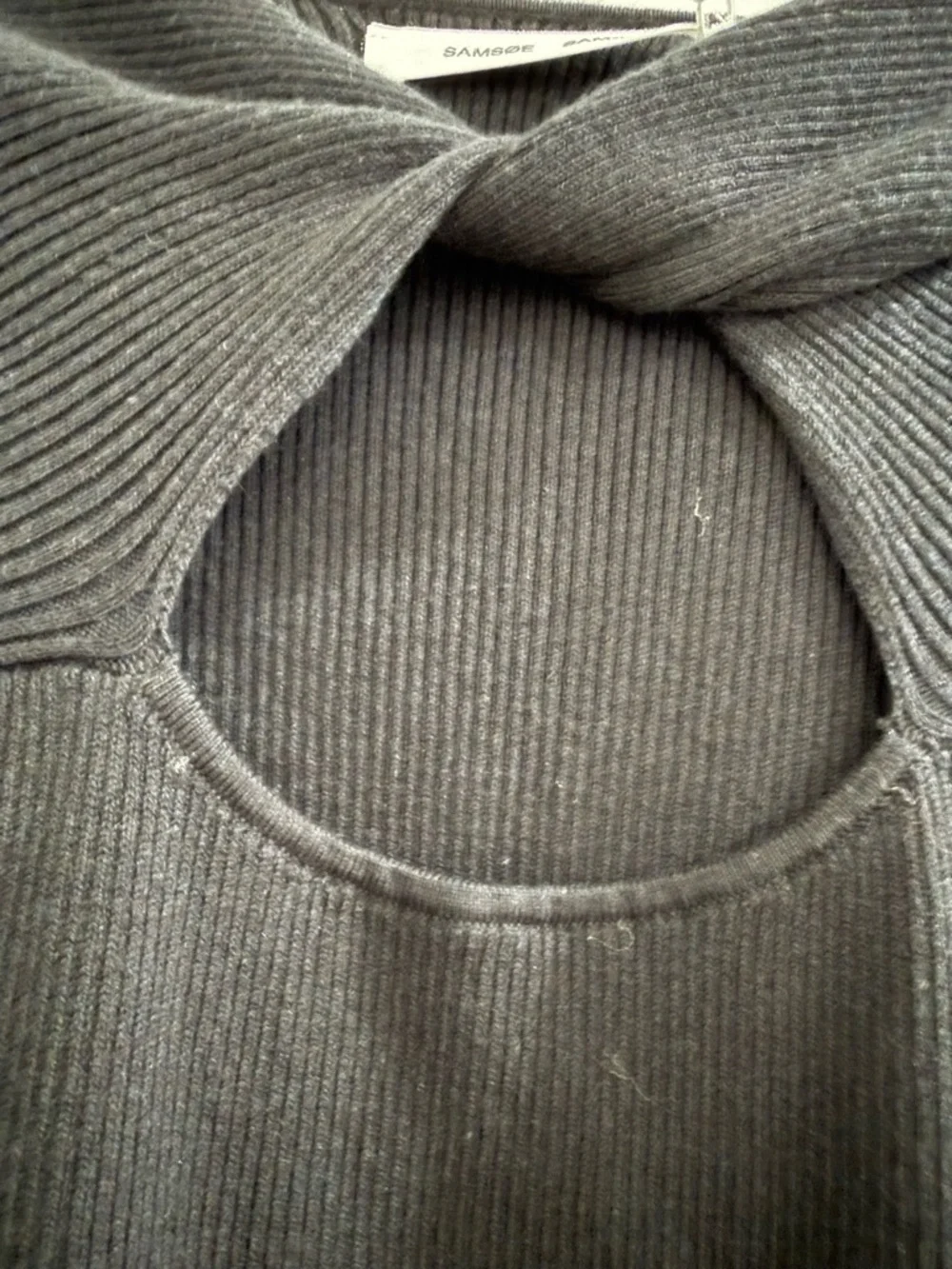 NWT SAMSOE Black ribbed cotton blend Eveley crew neck sweater w/ cut out (read)